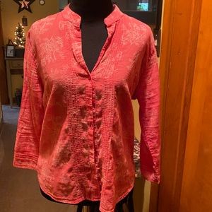 Very cute light weight blouse